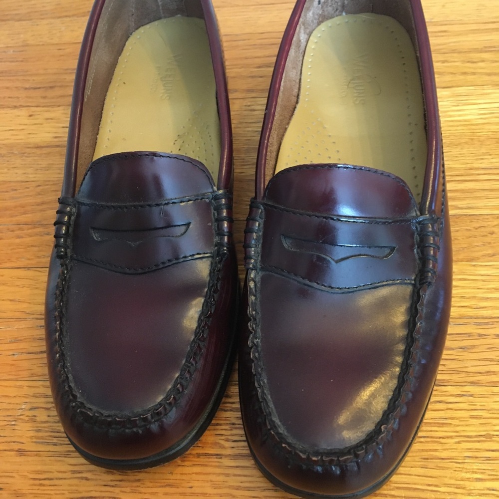 Women’s Bass Loafers